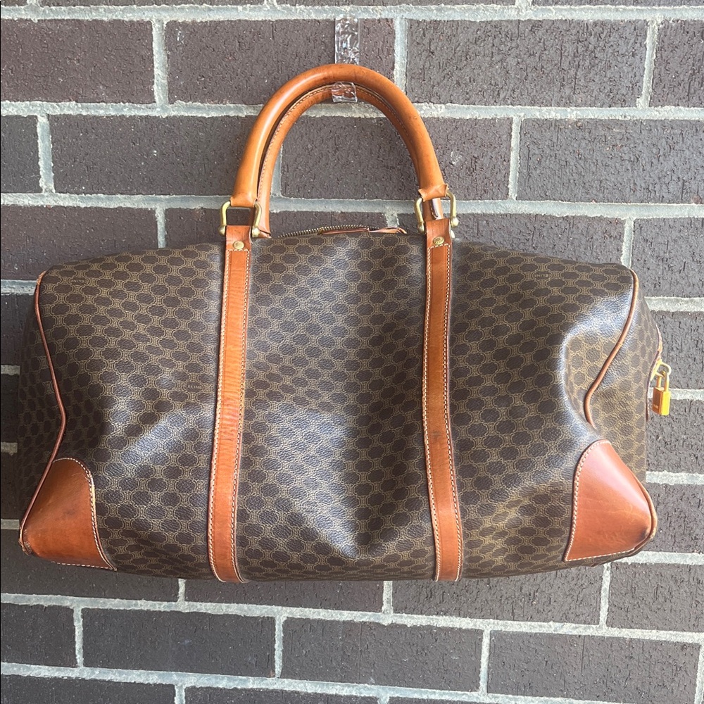Celine vintage travel bag, with Lock 🔐 and Key